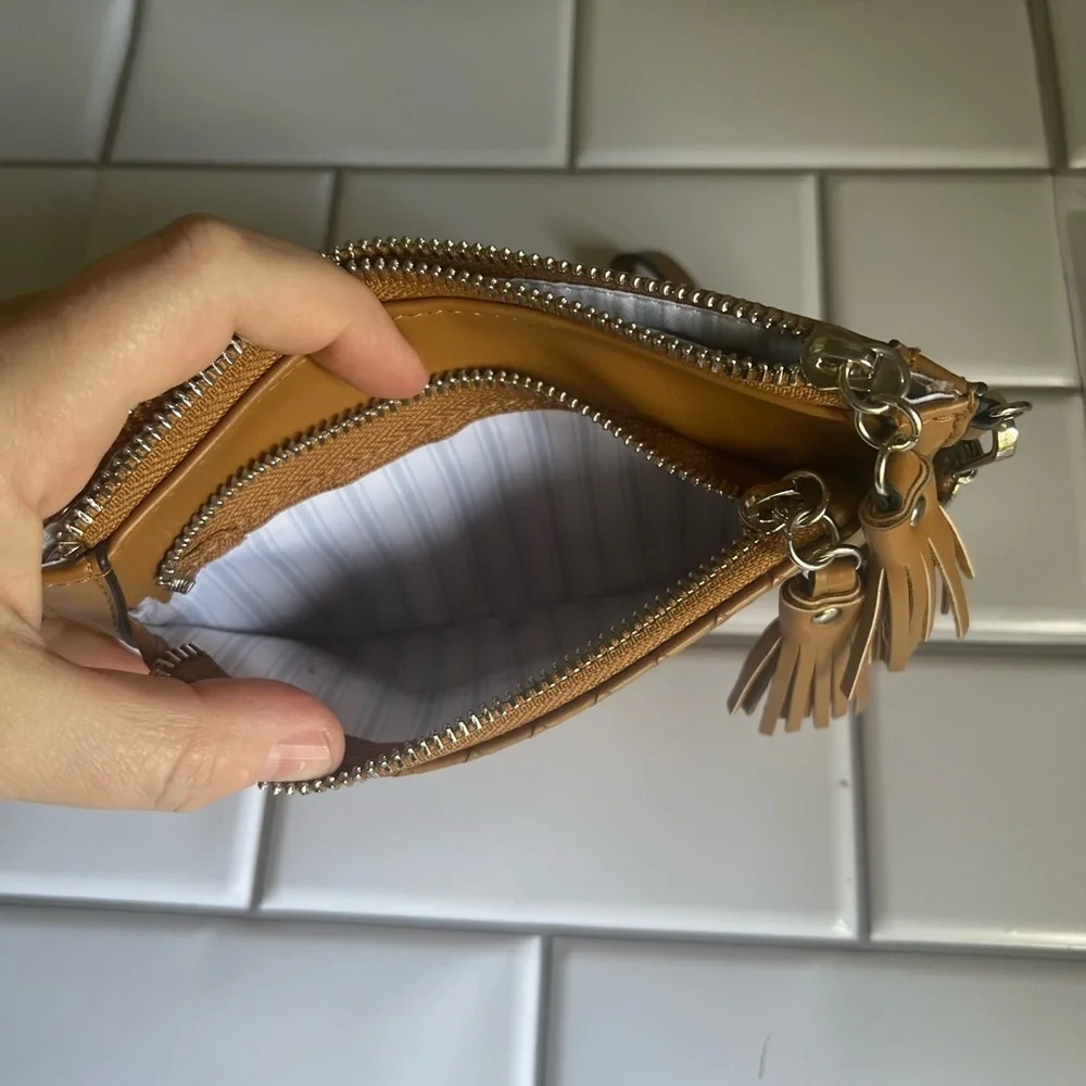 Jen and co wristlet